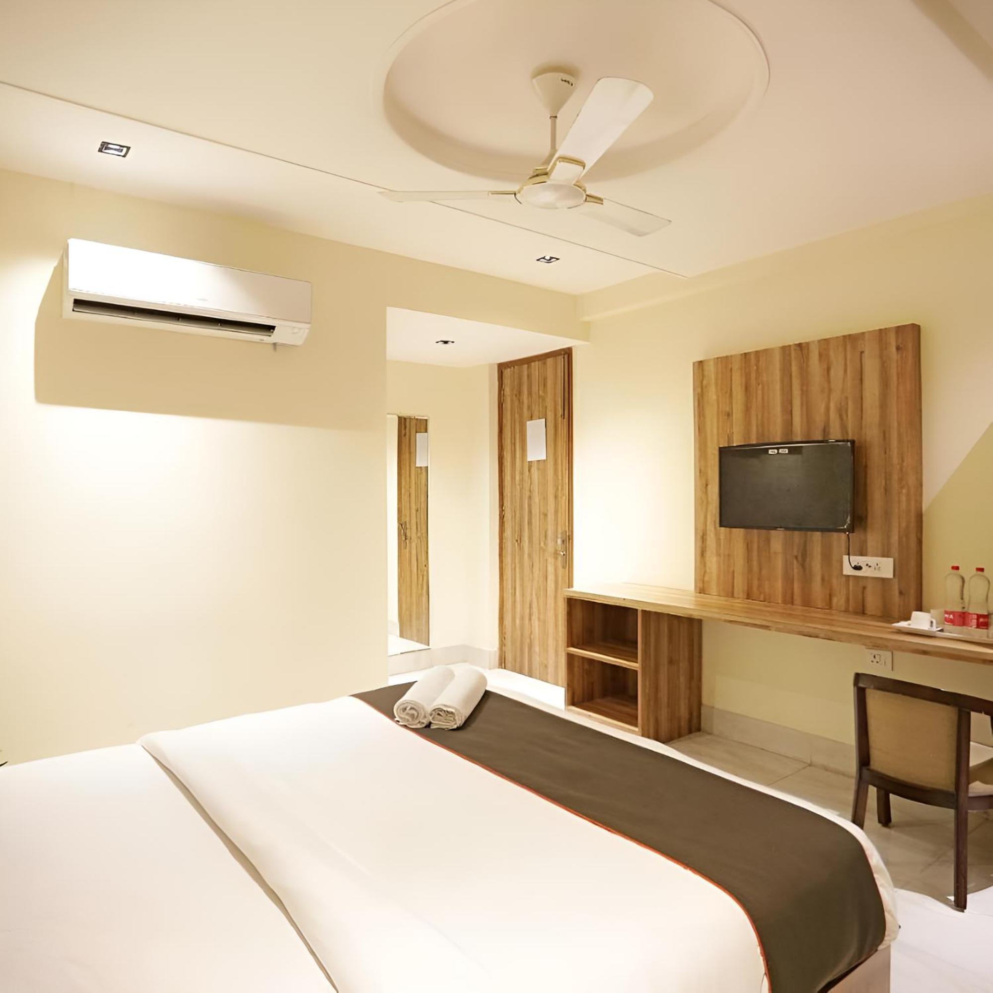 Hotel Goodluck House Near Terminal 3 Igi Airport à New Delhi Extérieur photo
